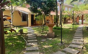 Suítes Quintal de Lázaro 5